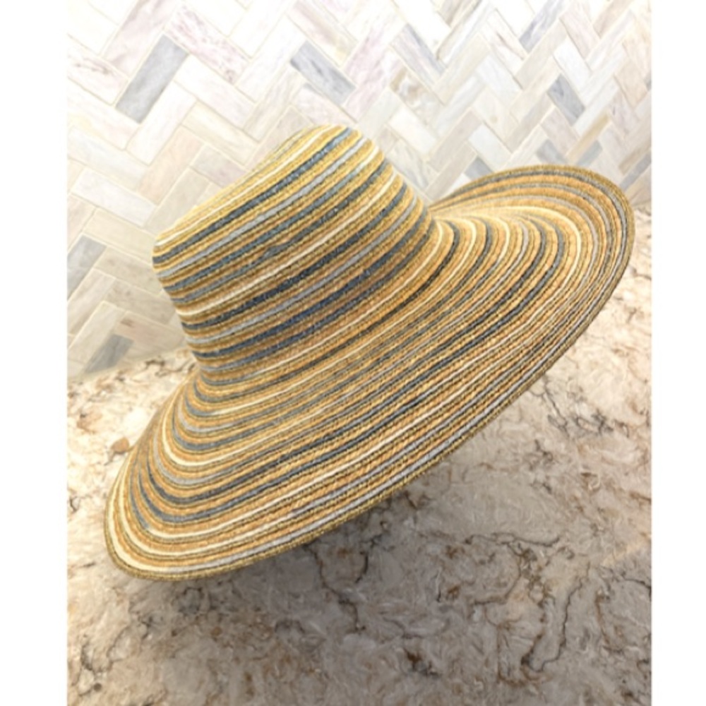 Coldwater Creek shimmer straw hat
